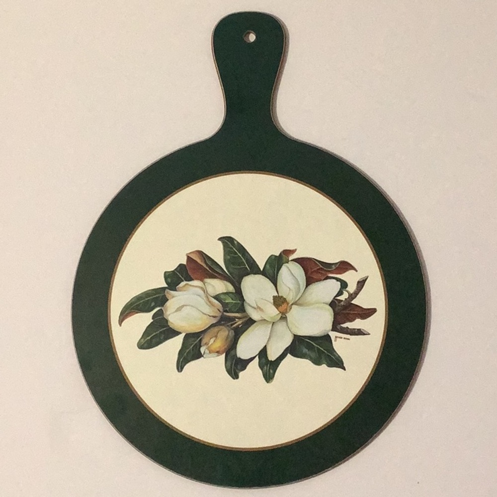 Cloverleaf Vintage Magnolia Chopping Board